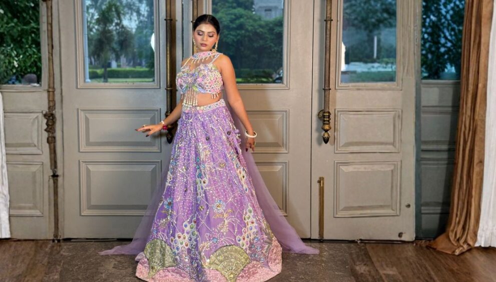 Adding a Customized Garara to Your Festive Wardrobe Rotation