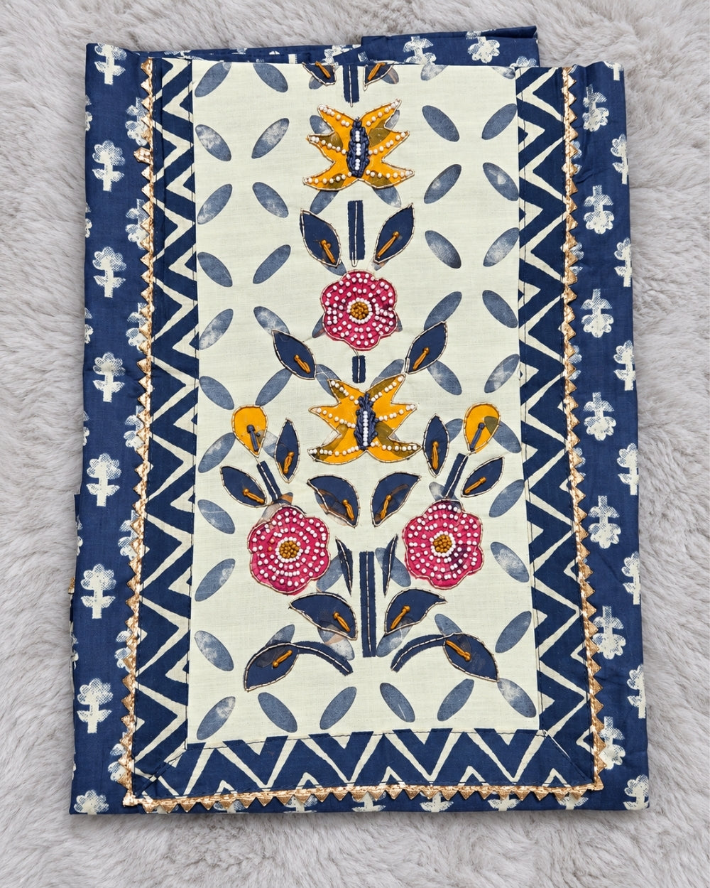 Cotton Suit with Appliqué Neckline Work & Printed Kota Dupatta (12633064)