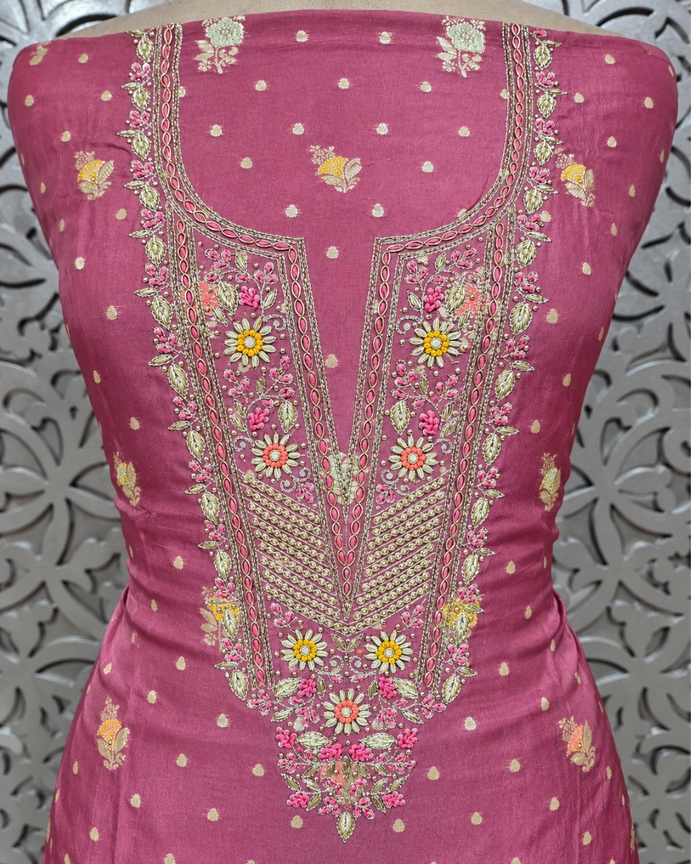 Dola Crepe Suit with Handwork & Dola Dupatta (12632593)