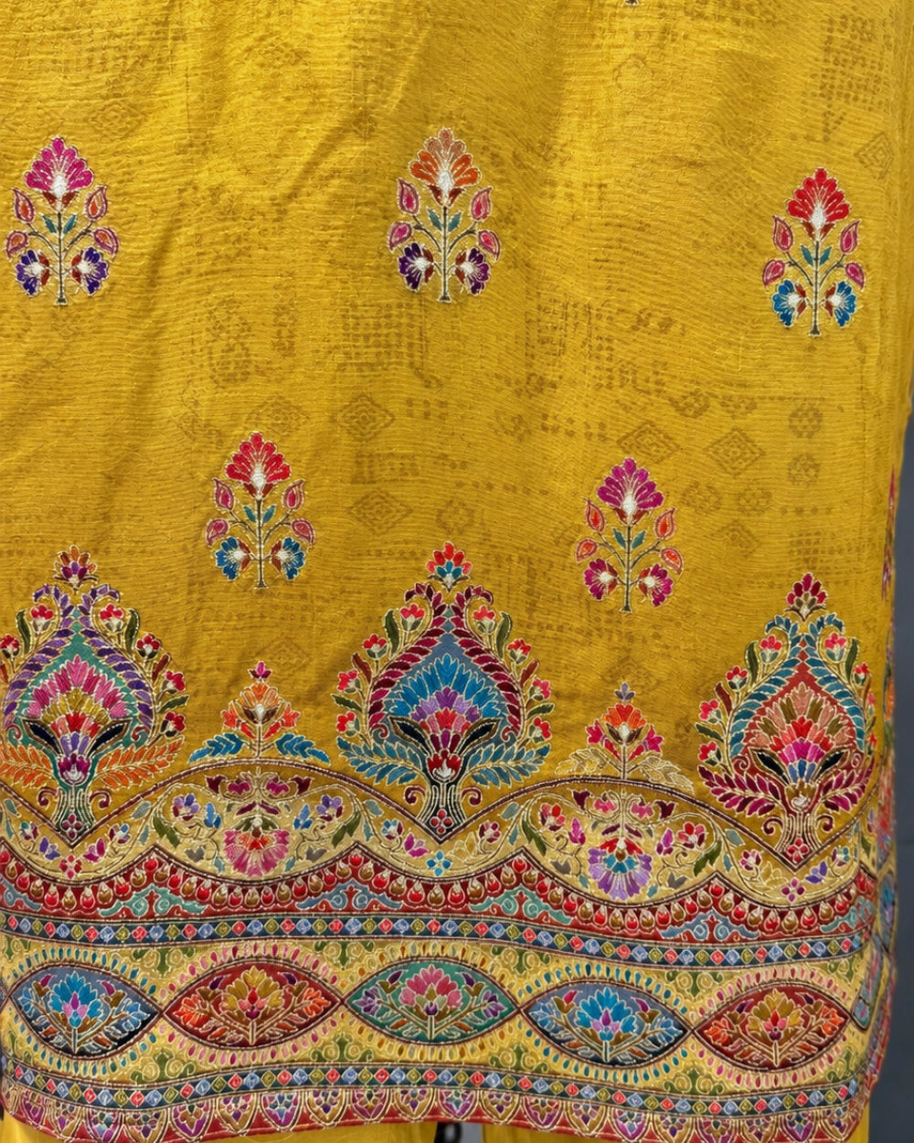 Yellow Dola Crepe Weaving Suit with Handwork & Viscose Organza Dupatta (12643617)