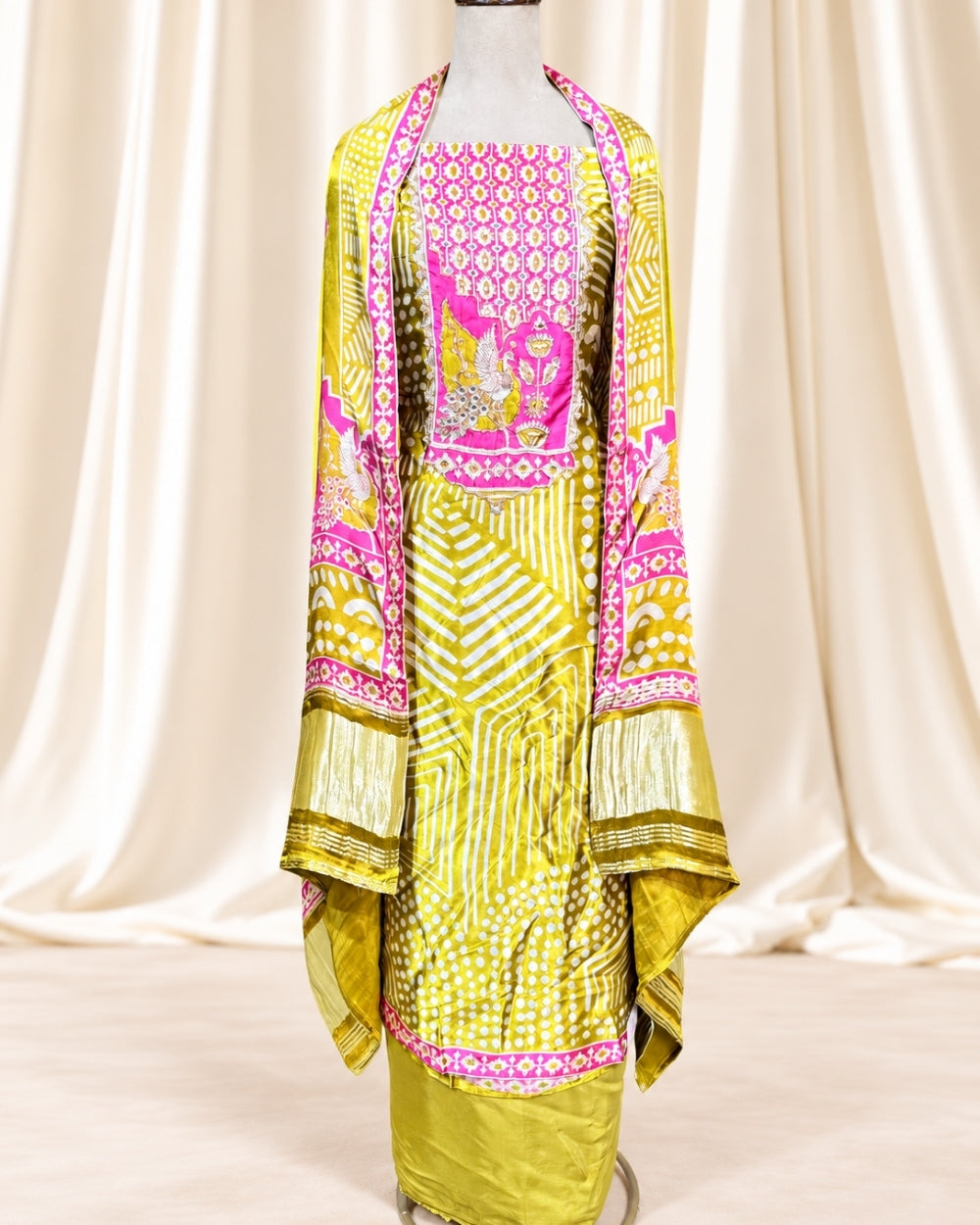 Liril Crepe Satin Suit with Handwork Neckline (12839018)