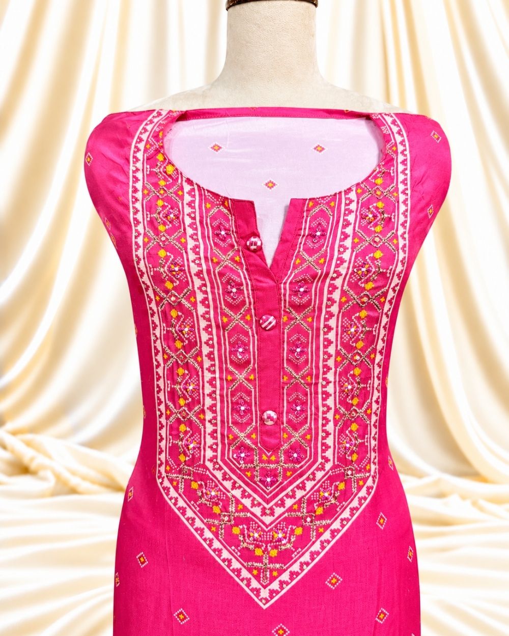 Pink Satin Modal Bandhej Print Suit with Handwork Neckline (12638988)