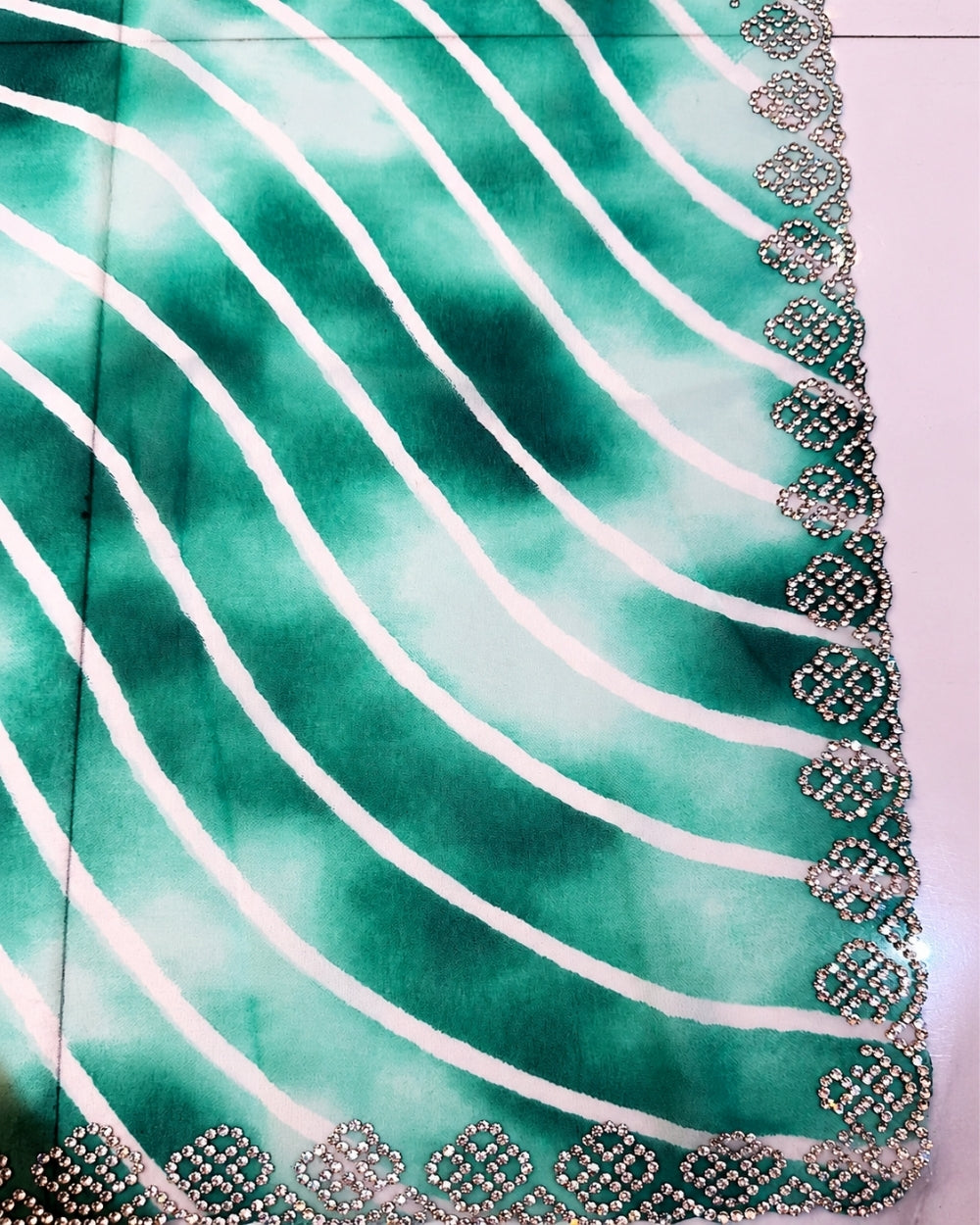 Green Georgette Lehariya Saree with Swarovski Border Work (12626332)