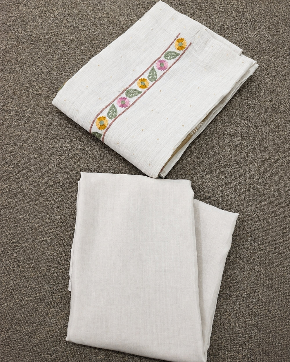 Mul Chanderi Suit with Resham Chain Stitch & Lakdi Patta (12625950)
