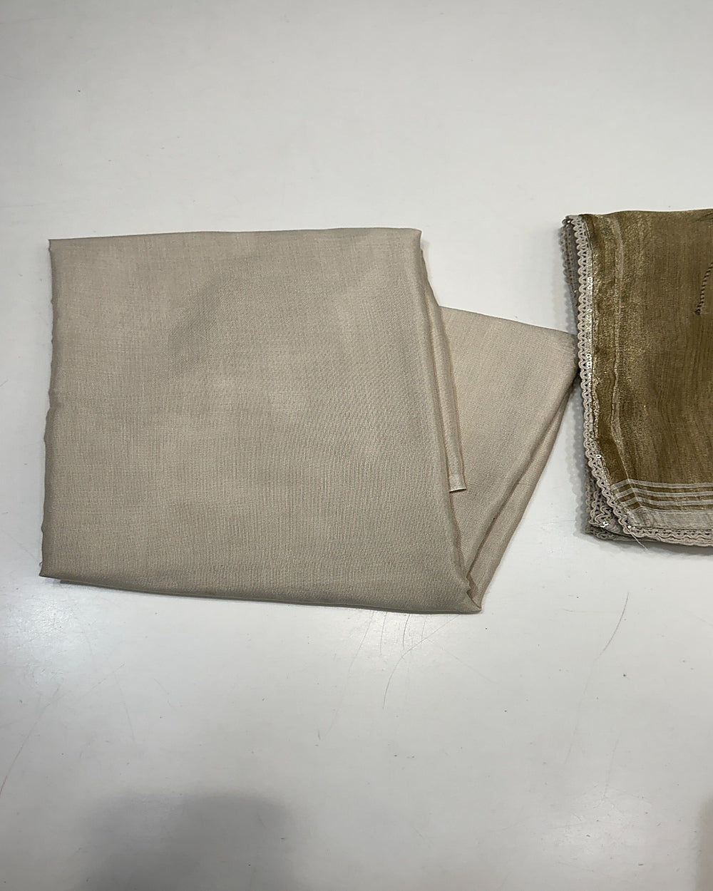 Natural Mul Chanderi Suit with Resham Embroidery (12625943)